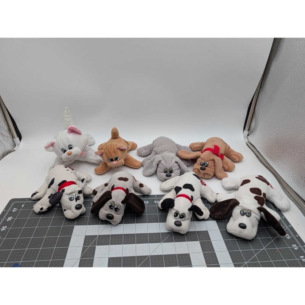 Pound Puppies Dog Purries Cat Plush Lot Vintage Stuffed Animal Toy